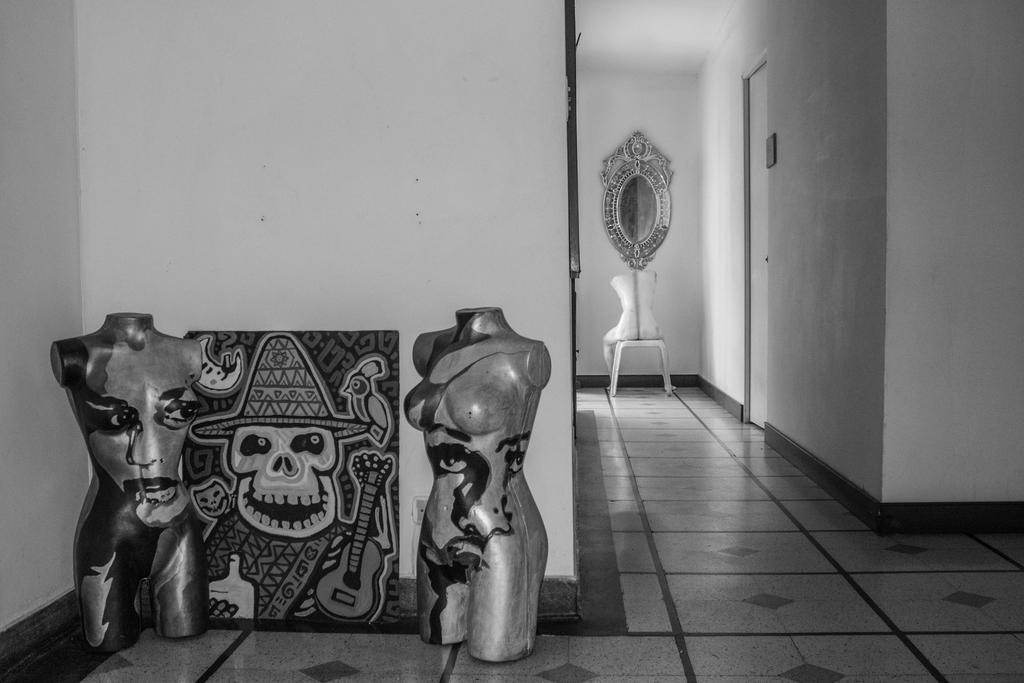 Buddha Hostel Medellín Dış mekan fotoğraf
